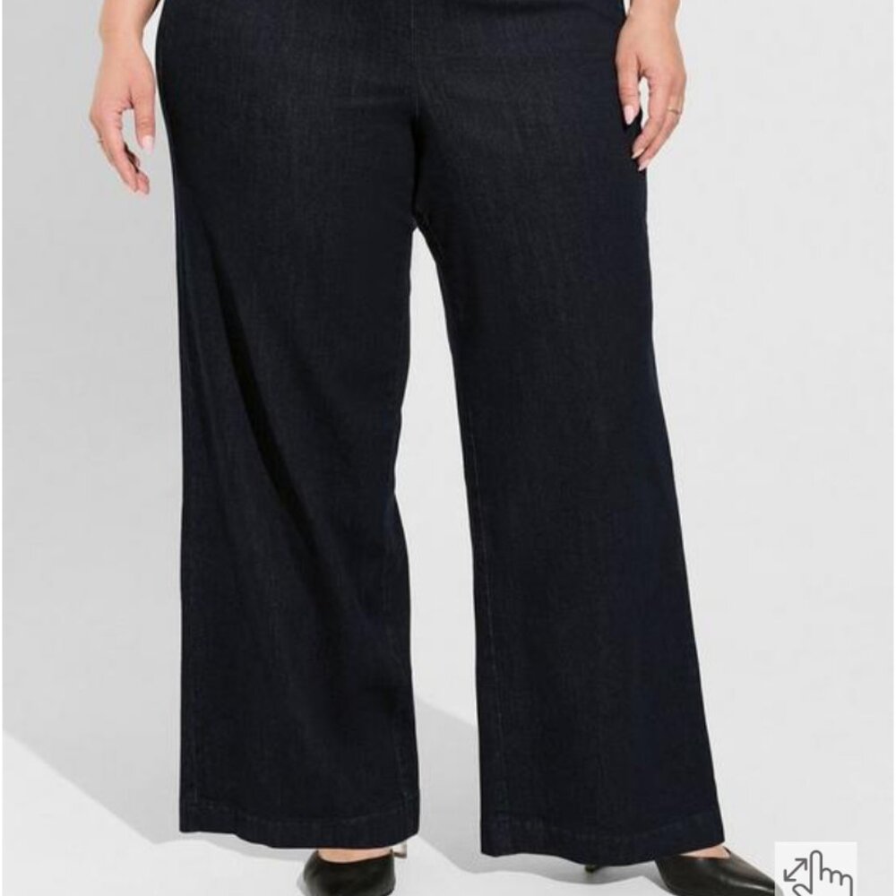 RUNS BIG! Perfect Slim Boot Vintage Stretch Mid-Rise Jean
